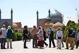 کاهش ۴۰ درصدی ورود گردشگران خارجی به ایران