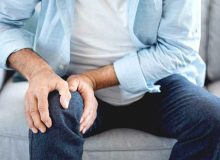 ۵ باور غلط رایج در مورد درد مفاصل و زانو + راهکار طبیعی برای تسکین درد