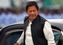 عمران خان: مقام‌های پاکستان به دنبال انحلال حزب من هستند