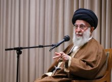 رهبر انقلاب: دولت‌های اسلامی حداقل برای یک مدت محدود، رابطه خود با صهیونیست‌ها را قطع کنند