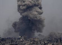 واشنگتن‌پست: بایدن به‌رغم آگاهی از بمباران‌های کورکورانه اسرائیل، حامی تل‌آویو مانده است