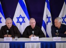 تشدید اختلافات میان مقامات صهیونیست؛ از تهدید به استعفا تا تشکیل جلسه بدون نتانیاهو