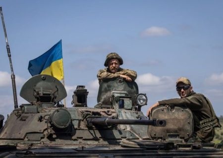 طولانی شدن جنگ، اوکراینی‌ها را نسبت به آینده بدبین کرده است