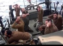 روایتی تازه از دستگیری تفنگداران آمریکایی در جزیره فارسی/ با تمام تجهیزات برای آزادی نظامیان اقدام کردند/ موشک‌ در انتظارشان بود