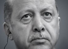 میدل ایست آی: اردوغان دیگر نمی تواند بازیگر خاکستری باشد