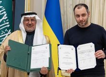 عربستان قرارداد ۴۰۰ میلیون دلاری با اوکراین امضا کرد