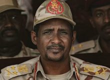 فرمانده نیروهای واکنش سریع سودان شایعه کشته شدنش را رد کرد