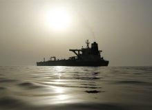 ارتش یک نفتکش آمریکایی را با حکم قضایی در دریای عمان توقیف کرد