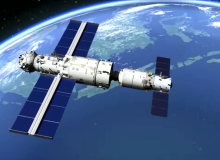 فضاپیمای جدید چین به سکوی پرتاب منتقل شد