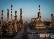 بلومبرگ: تشدید تحریم‌های نفتی ایران خطرات اقتصادی و انتخاباتی برای بایدن دارد